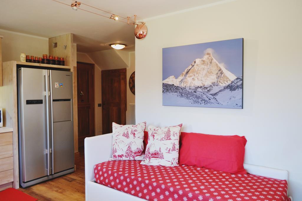 Maison Carrel Elegant 4 Breuil-Cervinia Exterior photo